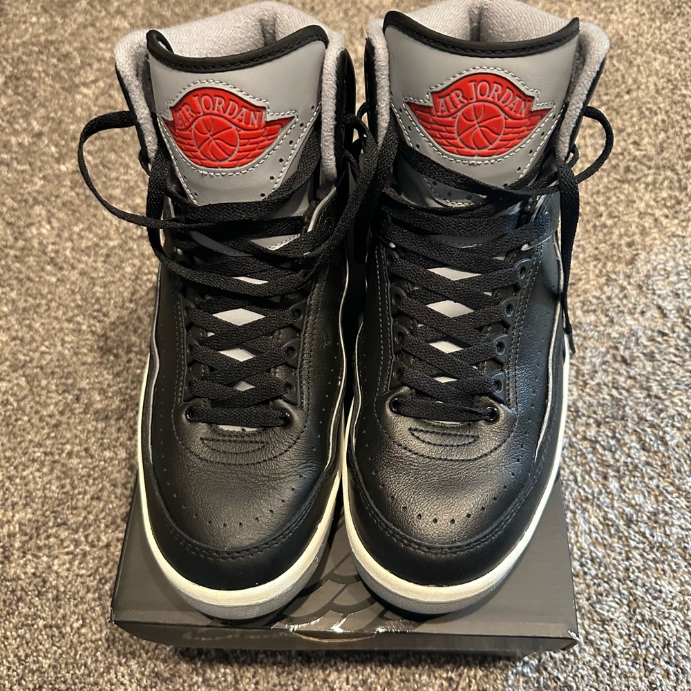 Men’s Jordan 2 Retro shoes